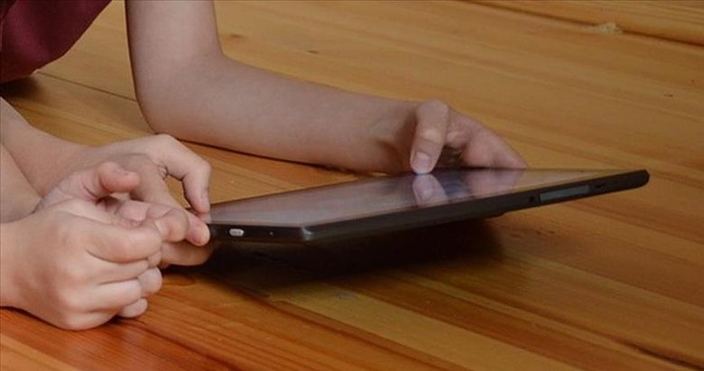 Bakanlık aileleri ’sanal dünya’ konusunda uyardı