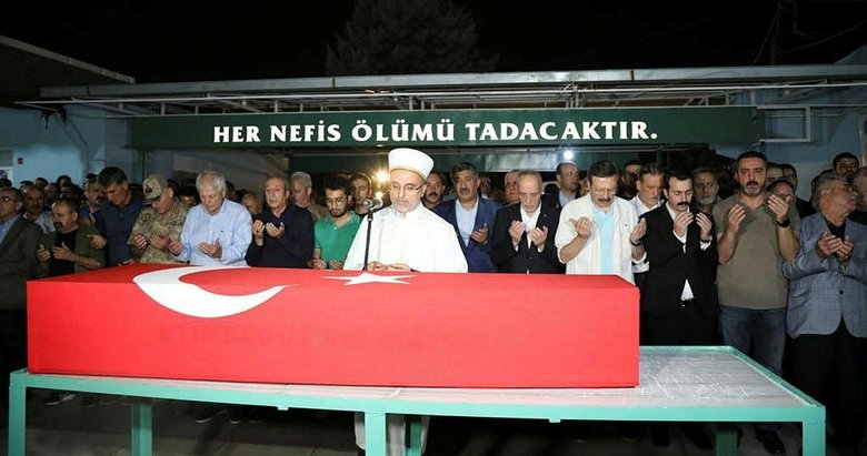 Eski Bakan Kutbettin Arzu, topraga verildi