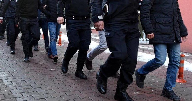 Polisten kaçamadılar! İzmir’de 95 şüpheli yakalandı