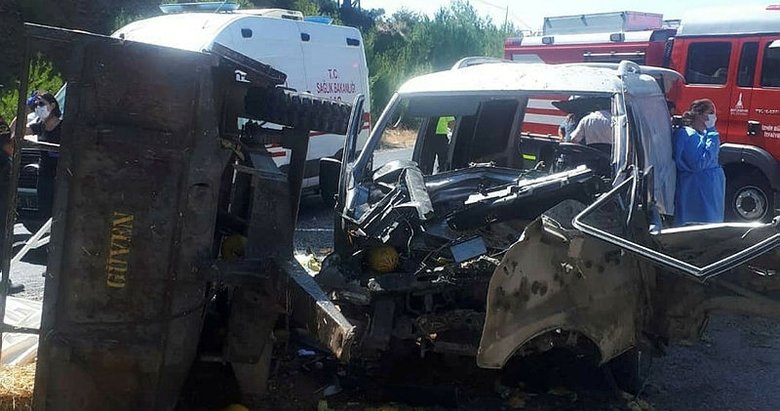 İzmir’de korkunç kaza: 11 yaralı