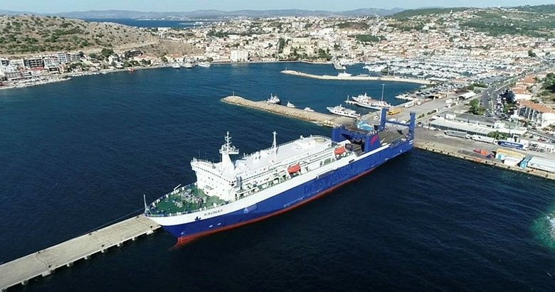 Çeşme-Atina feribot seferlerine verilen ara uzatıldı
