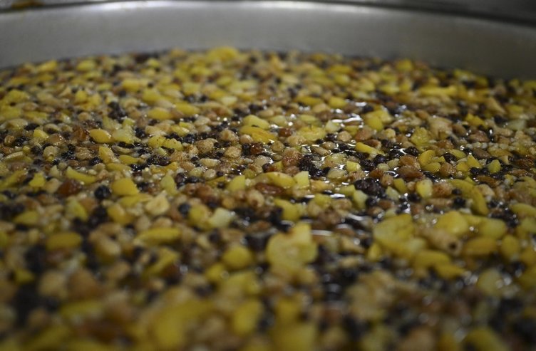 Aşure nasıl yapılır? İşte evde hazırlayabileceğiniz aşure tarifi...