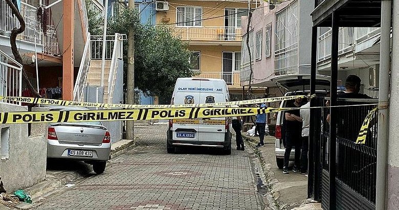 İzmir’de bir evdeki derin dondurucuda 4 kişinin cansız bedeni bulundu
