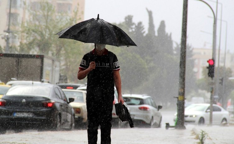 Ege’ye kuvvetli yağış uyarısı! İzmir’de hava nasıl olacak? 23 Mayıs Pazartesi hava durumu...