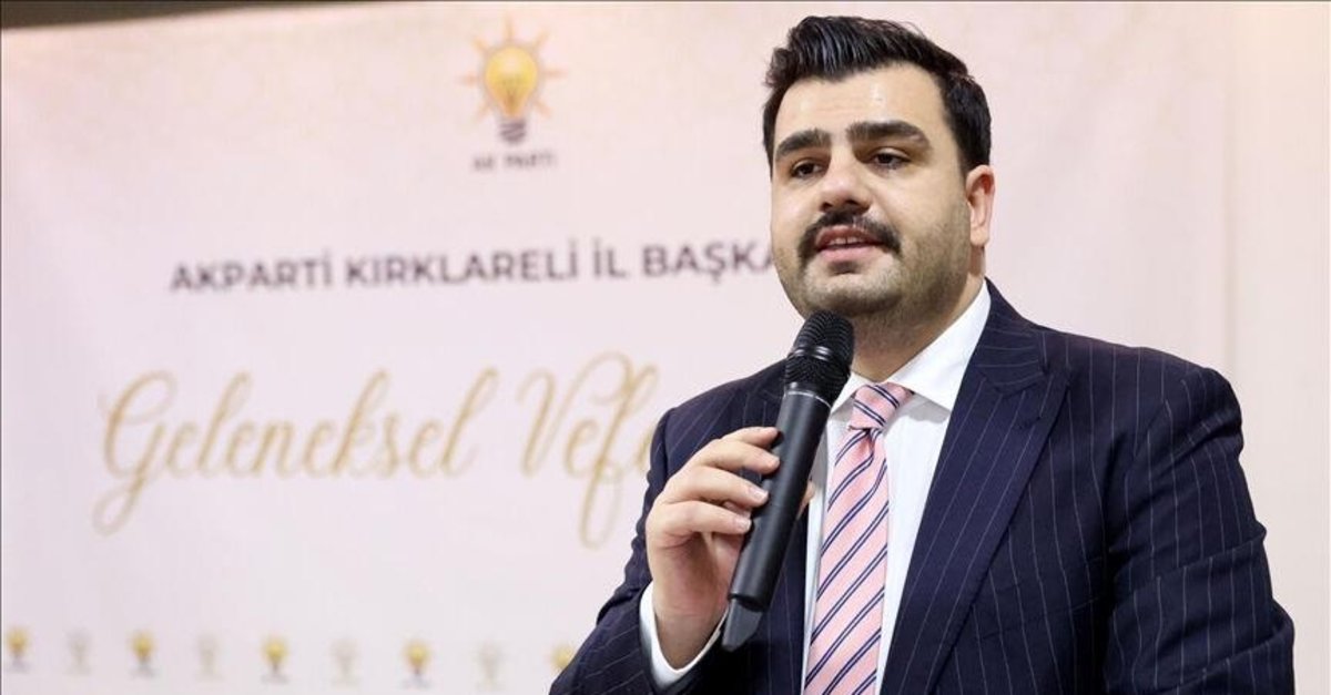 AK Partili İnan'dan CHP'li Gökhan Zeybek'in açıklamalarına tepki: İzmir'i çöp dağlarına mahkum eden sizsiniz