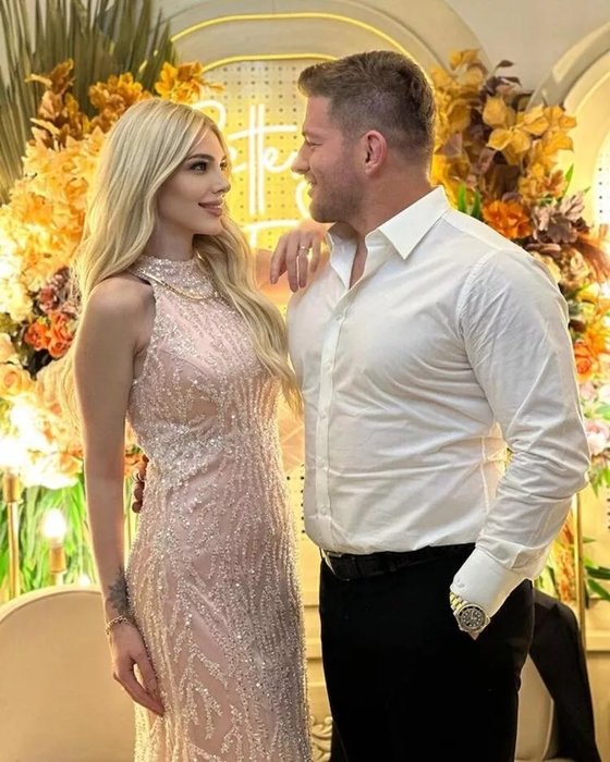 İsmail Balaban’ın eşi İlayda Şeker’den başörtülü paylaşım!