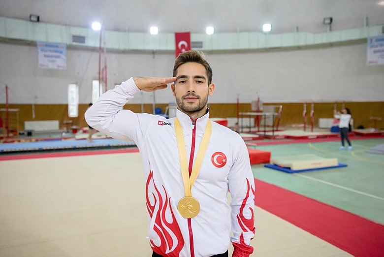 Pes etmedi tarih yazdı