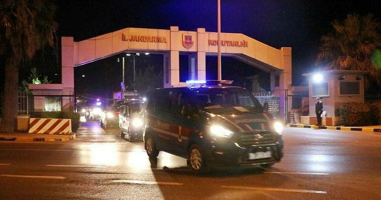 FETÖ’nün TSK yapılanmasına yönelik İzmir merkezli operasyonda 36 şüpheli tutuklandı
