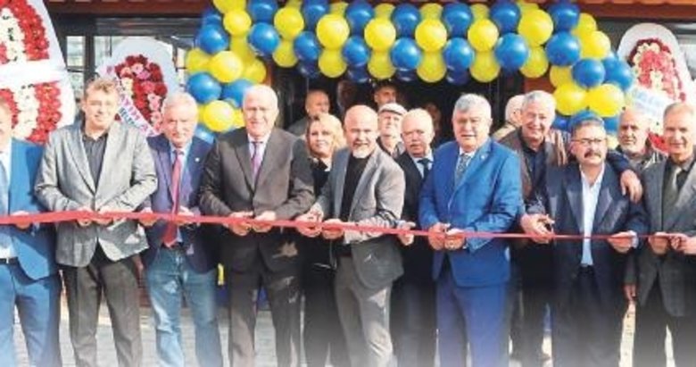 Hayrı Usta lokantası yeni yerinde hizmete açıldı