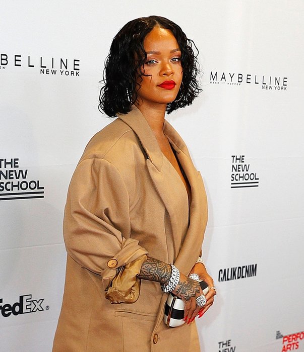 Rihanna eski sevgilisi böyle pişman etti!
