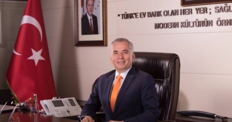 AK Parti Denizli Büyükşehir Belediye Başkan Adayı Osman Zolan kimdir? Osman Zolan kaç yaşında?