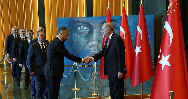 Başkan Erdoğan, 30 Ağustos Zafer Bayramı tebriklerini kabul etti