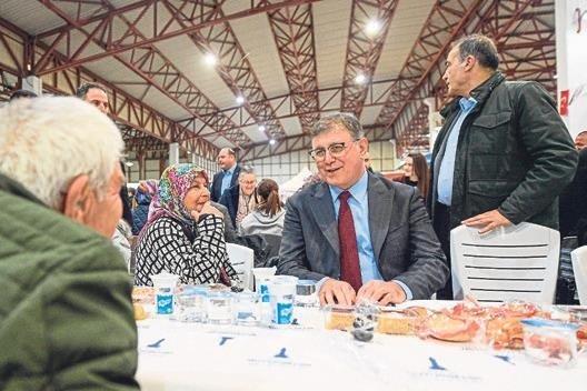 Tugay önce bizim derdimizi çözsün