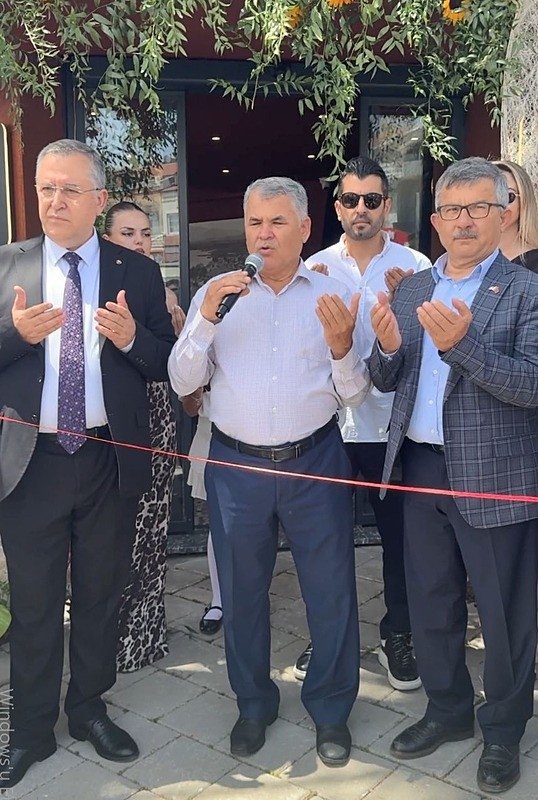 muglada-chpli-belediyeden-akilalmaz-acilis-cehaletin-boylesi-duyanlar-saskina-donerken-sosyal-medyadan-tepkile-1778760085293.jpeg