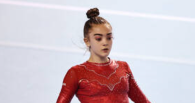 İzmirli sporcu yaşadığı sakatlığa rağmen durmadı: Azmin adı Zeynep