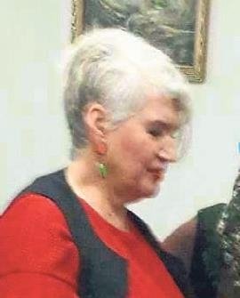 Annesinin kafasını kesip tencereye koydu!