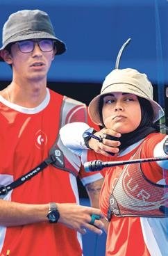 Buse Savaşkan yüksek atladı