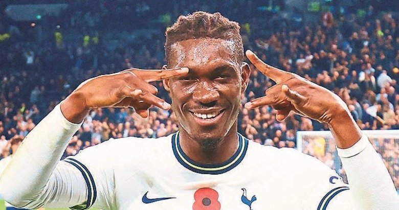 Fenerbahçe durmuyor