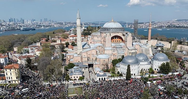 Gazze için on binler yürüdü
