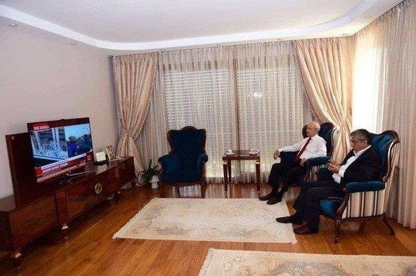 Engin Özkoç’tan 15 Temmuz yalanı! Sosyal medyada skandal paylaşıma tepki yağdı