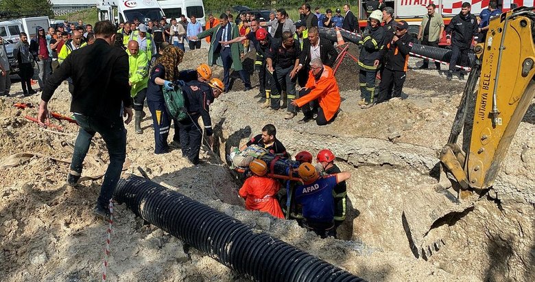 Kütahya’daki kanalizasyon çalışmasında aşırı yağış sonrası göçük! 1 işçi öldü, 1 işçi de yaralandı