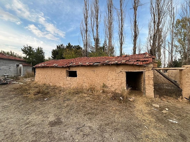 14 yıl sonra gelen korkunç itiraf! Ağabeyini öldürüp temele gömmüştü! ’Korktum kürekle vurdum’