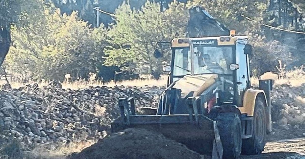 Acıpayam Belediyesi'nin işini vatandaşlar yüklendi