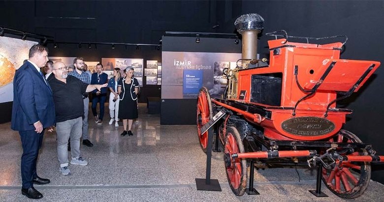İzmir’in tarihine yanık kokusuyla acı yolculuk