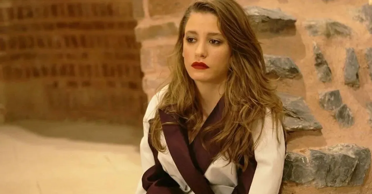 Sosyal medyada beğeni yağmuruna tutuldu! Serenay paylaştı kimse inanmadı: İşte güzel oyuncunun sır gibi sakladığı babasıyla olan paylaşımı