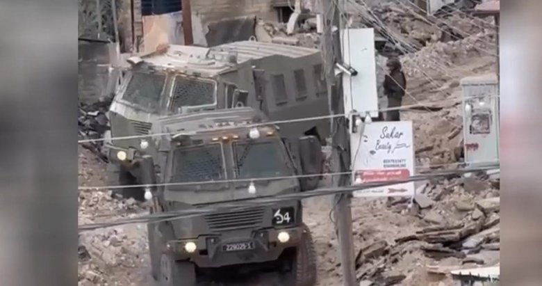 İsrail ordusu 7 Ekim’de kendi vatandaşlarını İsrail askerlerinin açtığı ateşle öldürmüş olabileceğini itiraf etti