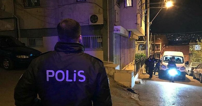 İzmir’de küfürleşme tartışması bıçaklı kavgaya dönüştü: 1 ölü, 5 yaralı