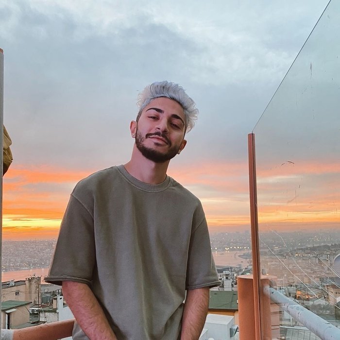 Ünlü fenomen Merve Yalçın gece kulübünde tacize uğradı