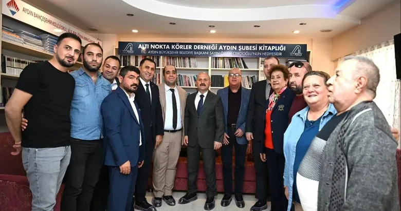 Vali Varol görme engelliler için kitap seslendirdi