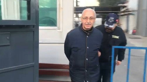 İzmir’de yakalanan Yusuf Bekmezci, FETÖ elebaşının kuryeliğini yapmış