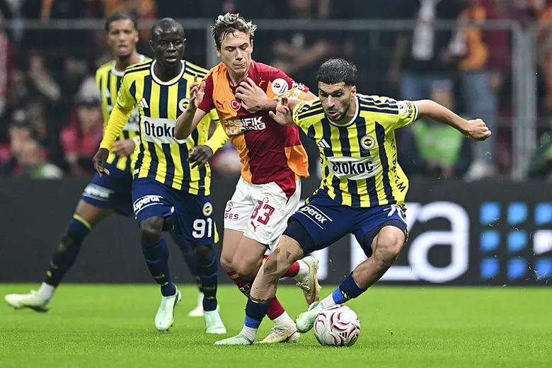 rams-parkta-dev-derbi-galatasarayin-aslan-ezeli-rakibini-2-1-gecti-farki-acti-1793046704083.png