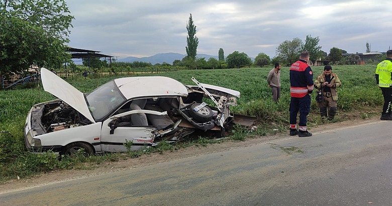 İzmir’de feci kaza! Ortalık savaş alanına döndü: 5 yaralı