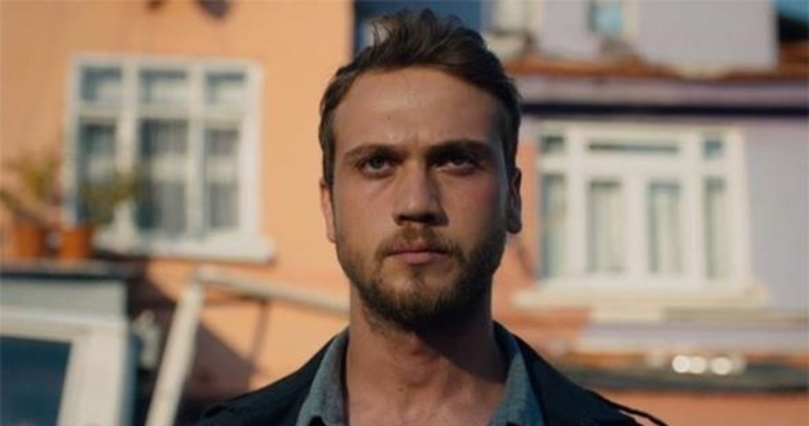 aras bulut iynemli nin annesi
