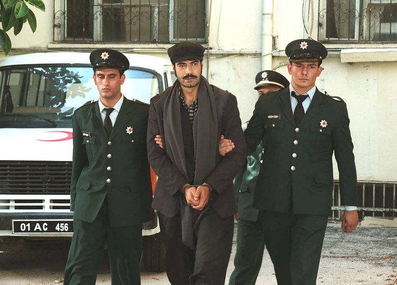 Bir Zamanlar Çukurova 38. bölümde nefesler tutuldu