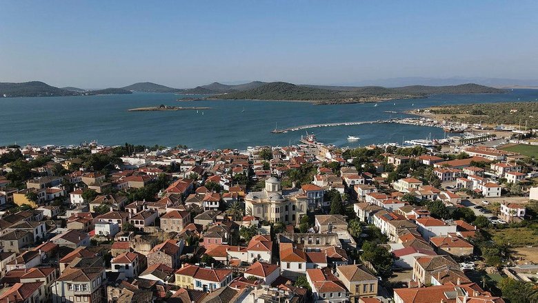 Cunda Adası bayramı tam dolulukla karşılıyor