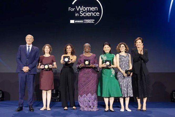 Kadınlara ve ülkelerine ilham olan bilim insanları