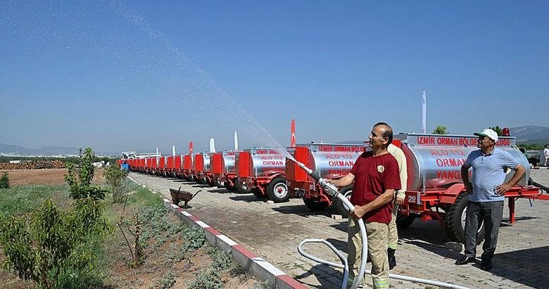 İzmir ve Manisa’da orman yangını önlemi! Bazı mahallelere su tankeri dağıtıldı
