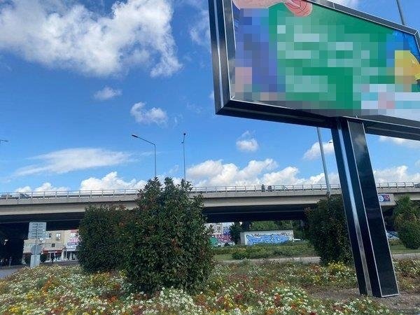 İzmir Büyükşehir Belediyesi’nde billboard skandalı! Adrese teslim 245 milyon liralık ihale!