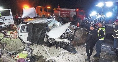 Otomobil kazasında 1 kişi yaşamını yitirdi