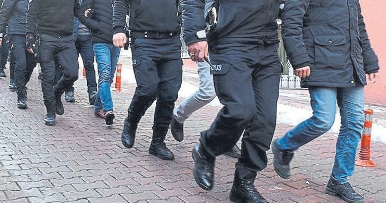 Döşemealtı Belediyesi’ne ‘yolsuzluk’ operasyonu