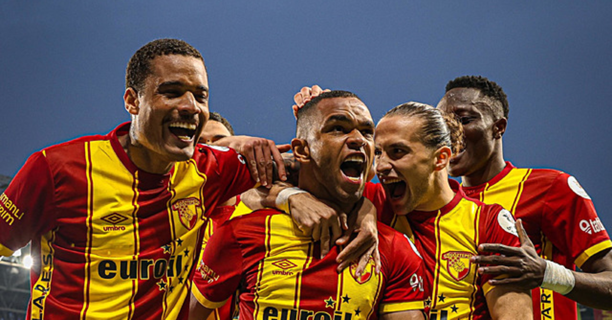 Göztepe’de Trabzonspor mesaisi sürüyor