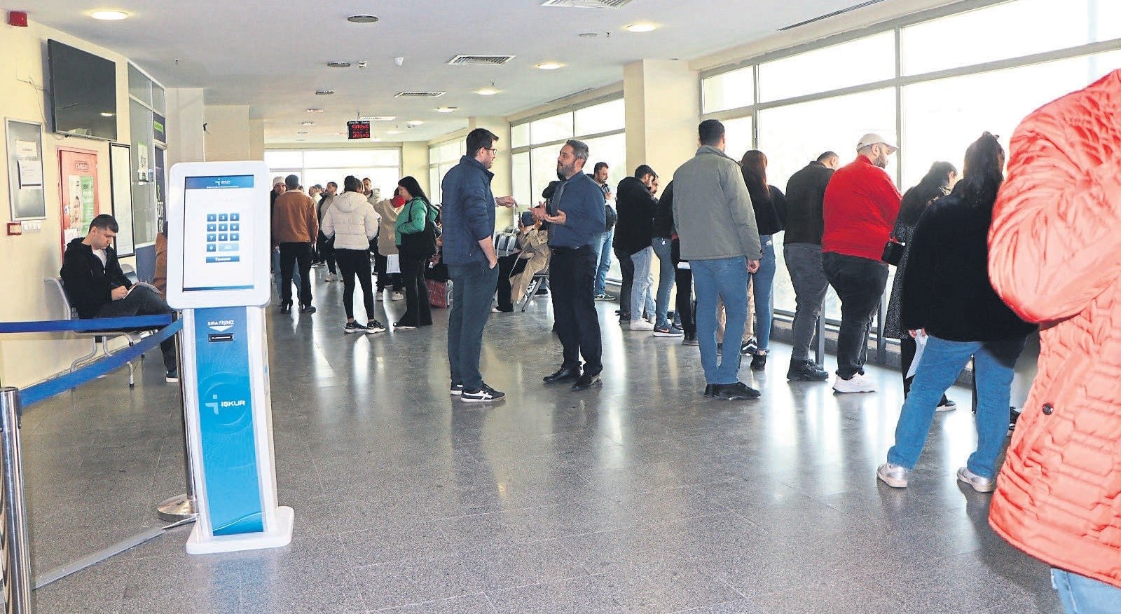 3 ayda 4 bin 909 kişi istihdam edildi