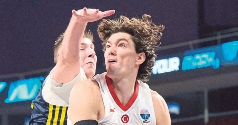 Devlerin rakibi Polonya oldu