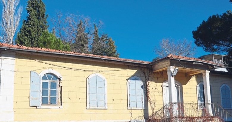 Demirci’nin köklü halıcılığı tarihi okulda öğretilecek