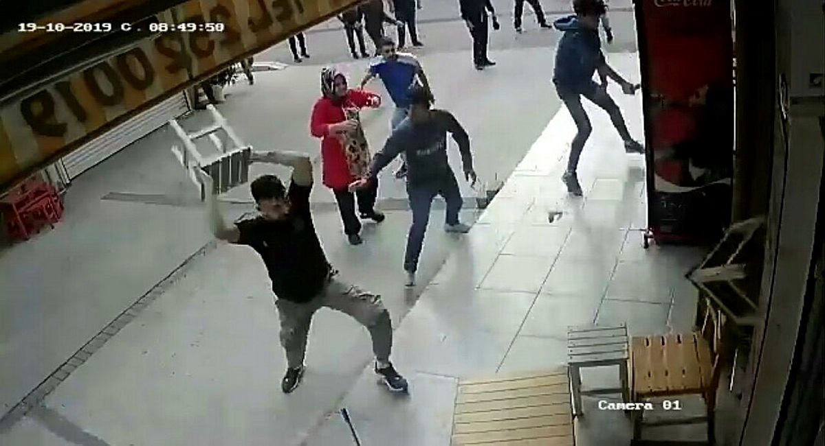 Izmir De Dehset Anlari Kari Kocanin Is Yerine Boyle Saldirdilar Izmir Haberleri