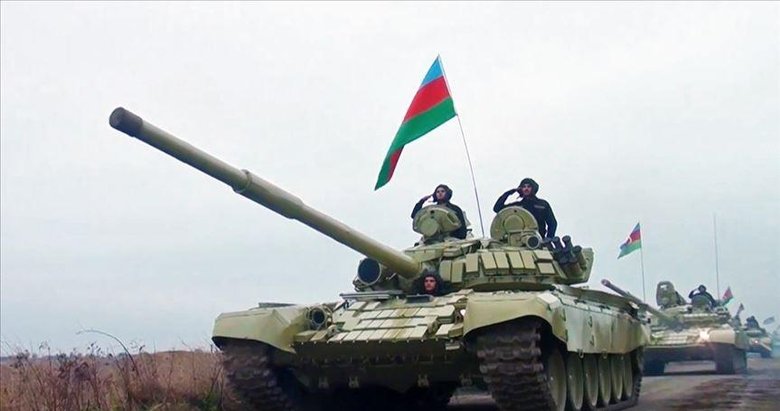 Azerbaycan ordusu 27 yıldır işgal altında bulunan Kelbecer’e girdi